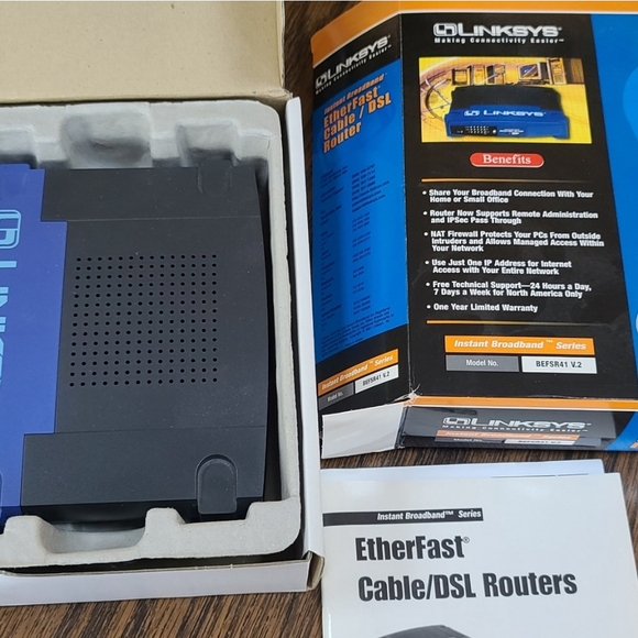 EtherFast Cable/DSL Router by LINKSYS - New Condition - Picture 3 of 5